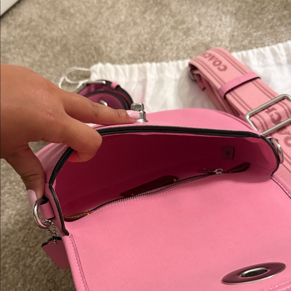 Coach Bag - Picture 5 of 5
